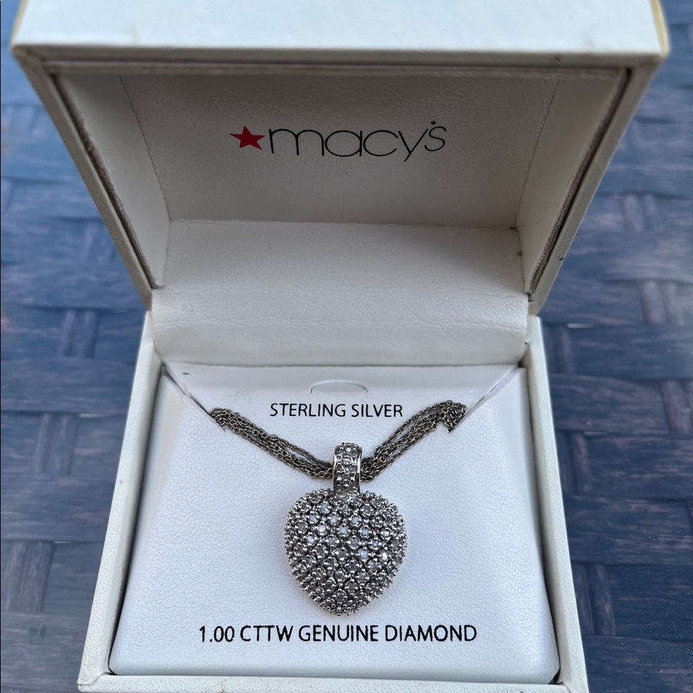 Genuine diamond heart pendant necklace